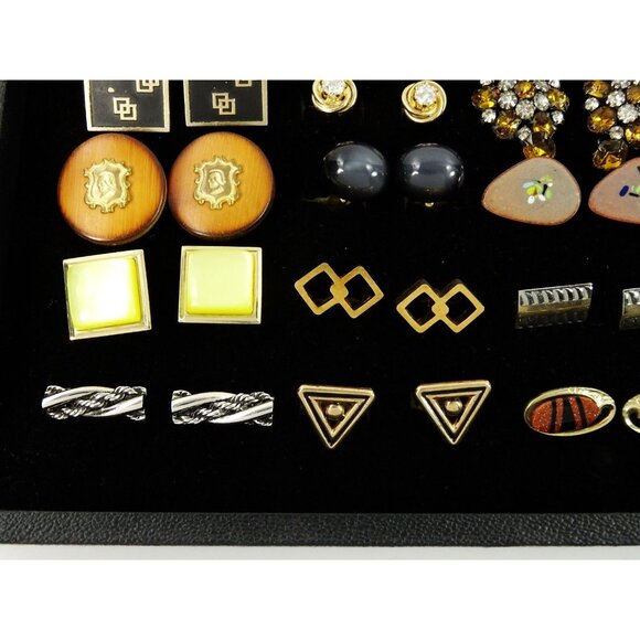 Huge Lot of Cufflinks 35 Pairs Vintage and Designer Cuff Links w Tray - Picture 5 of 5